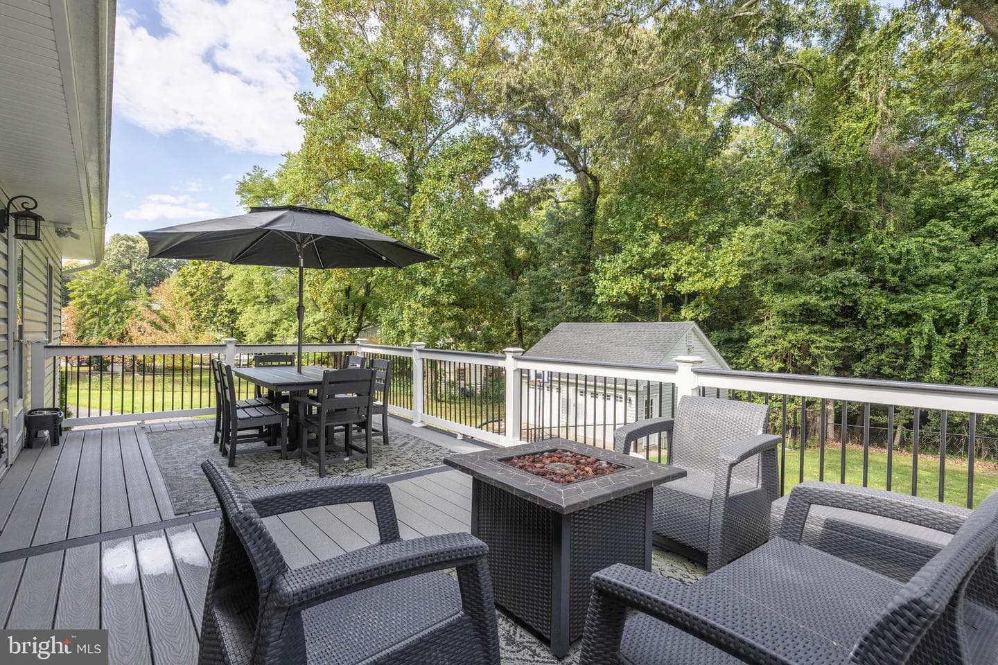 8023 Belhaven Avenue photo 3