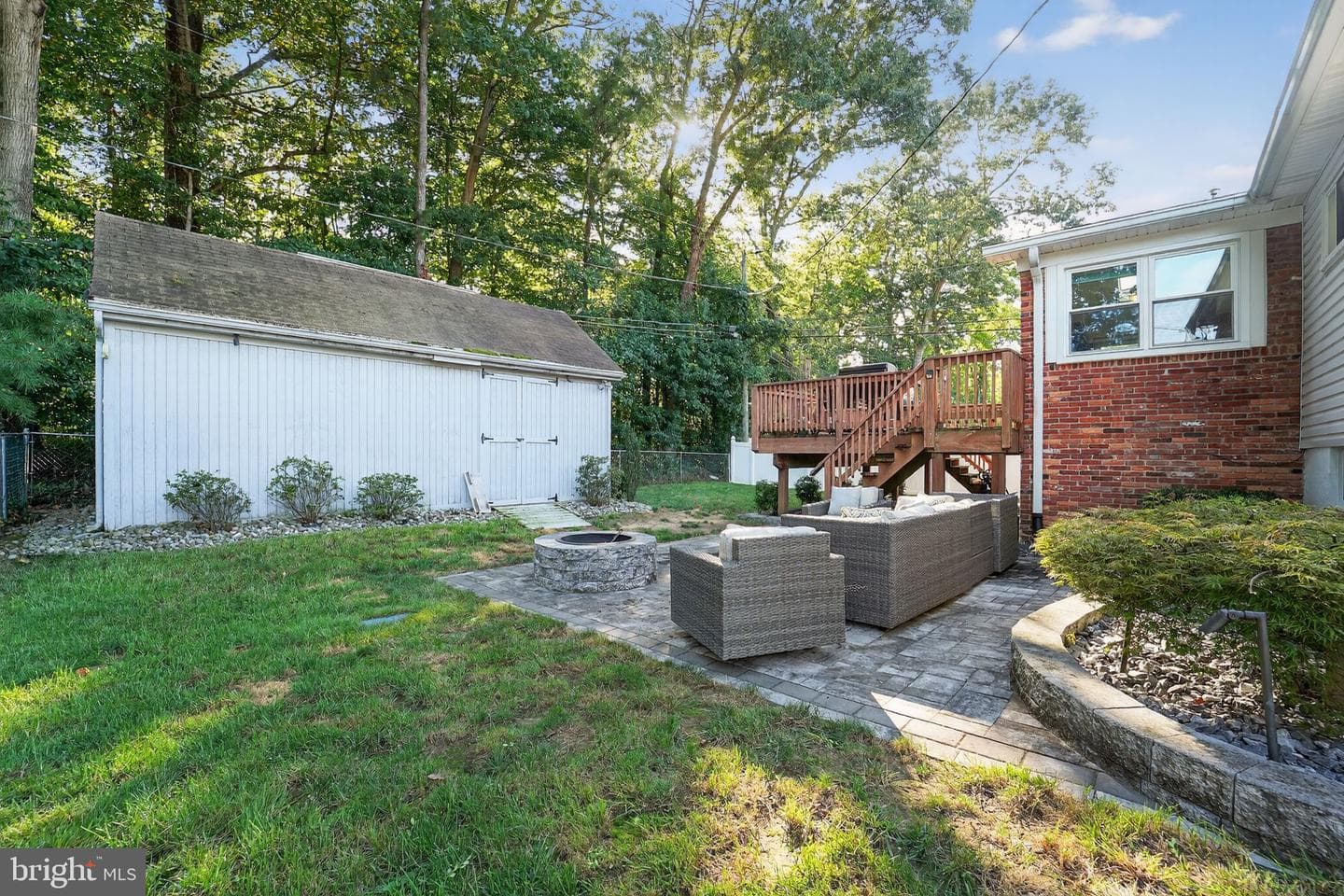 1359 Rosanna Drive photo 44