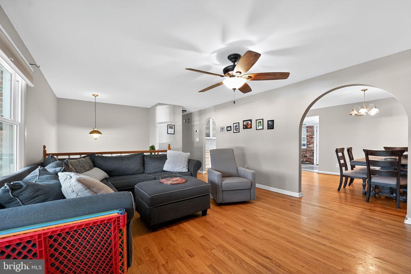 1359 Rosanna Drive photo 8