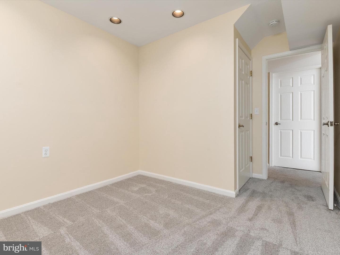 1411 Stonecreek Road photo 20