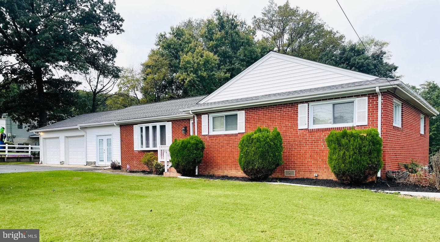 7490 Race Road