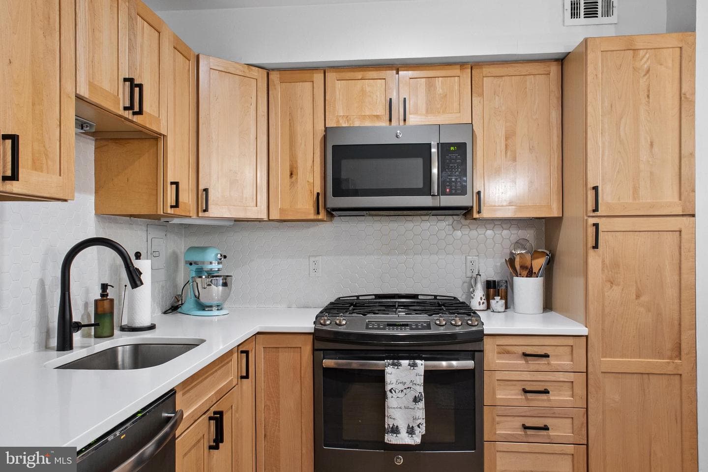 797 Fairview Avenue #797 B photo 10