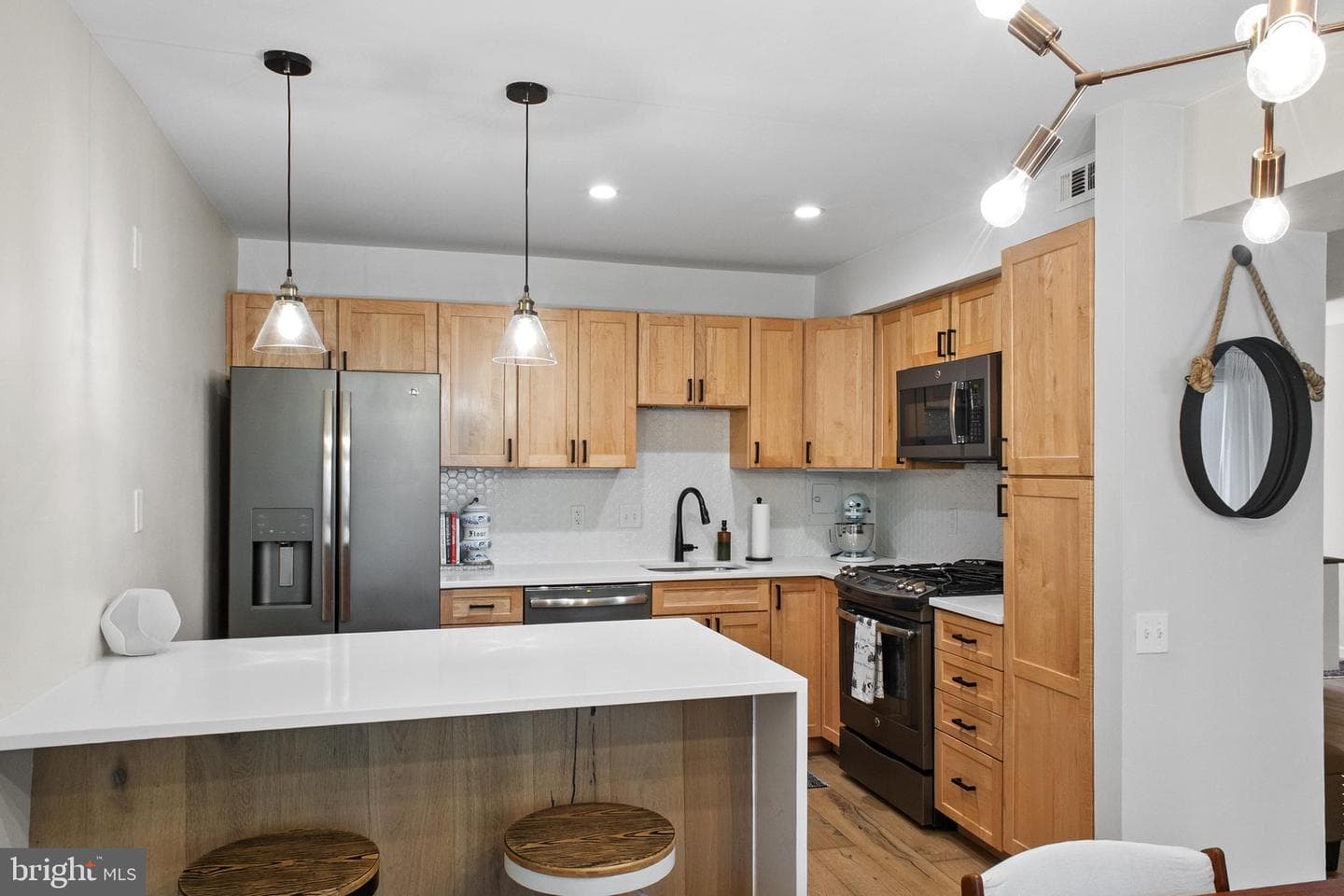 797 Fairview Avenue #797 B photo 8