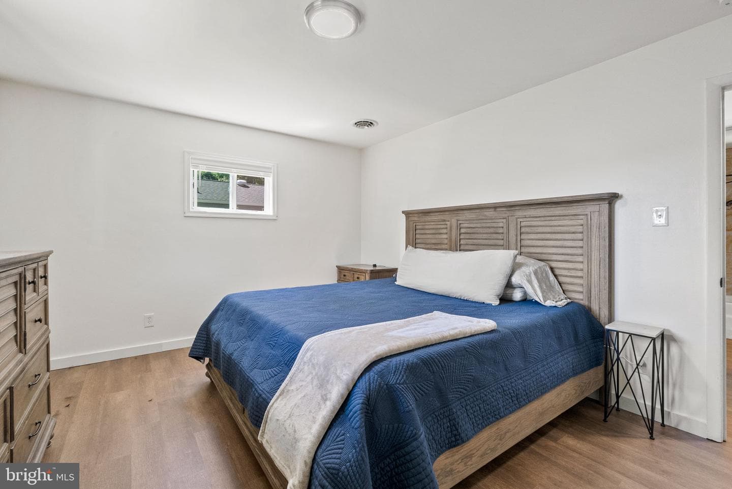 3858 Holly Drive photo 10