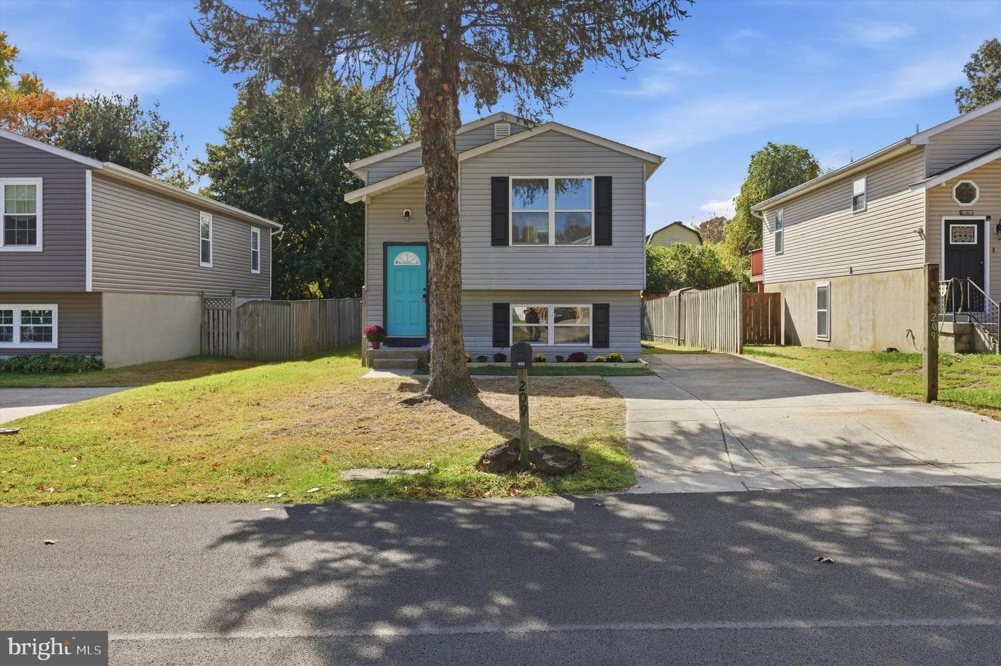 209 Lincoln Avenue SW photo 4