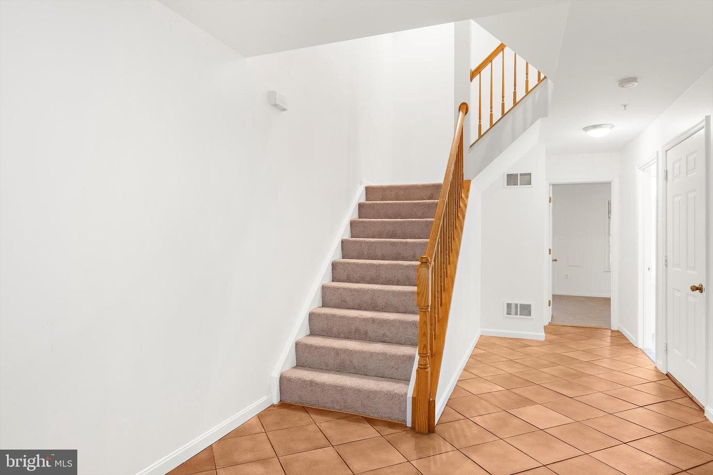 618 Andrew Hill Road photo 10