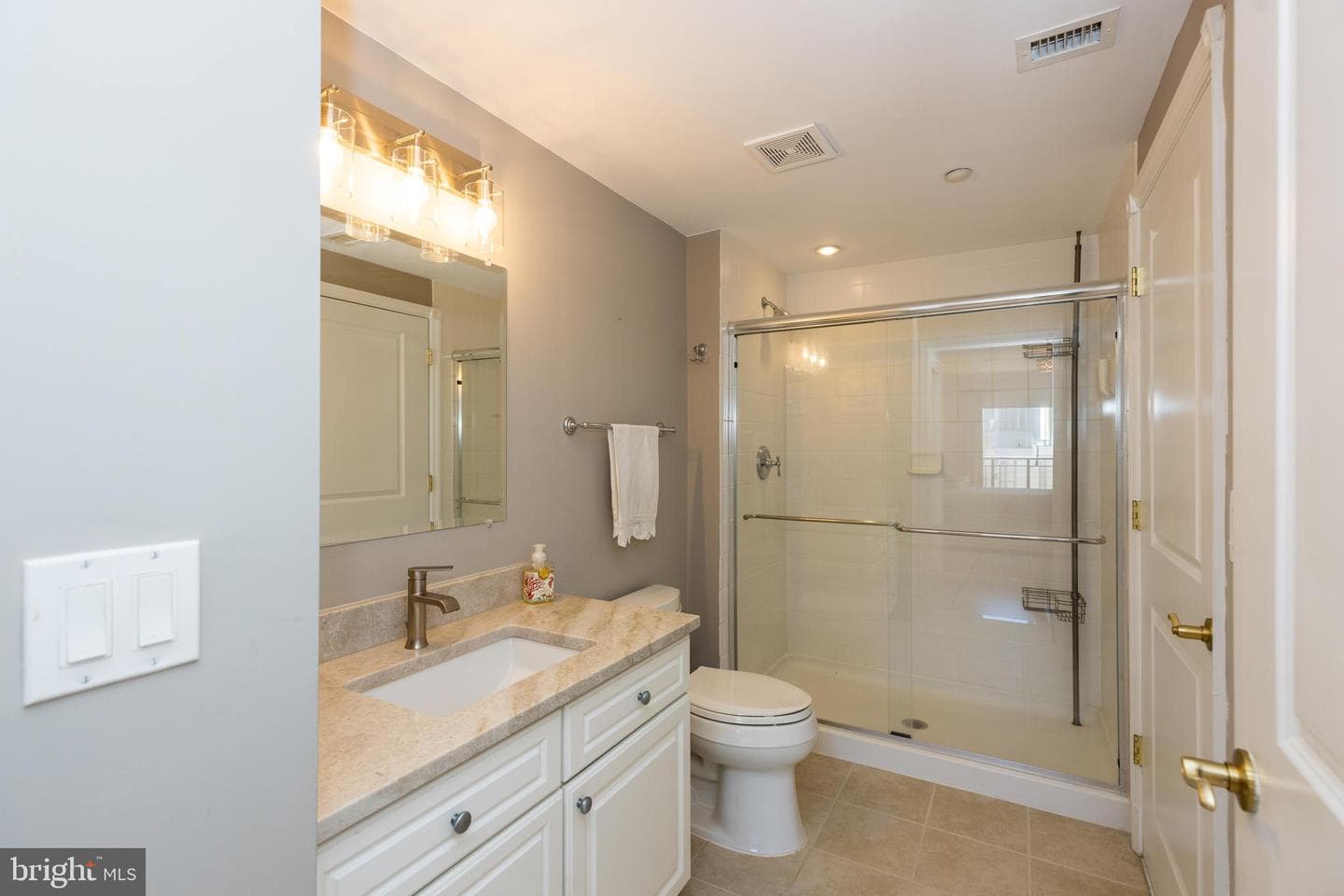 5 Park Place #602 photo 24
