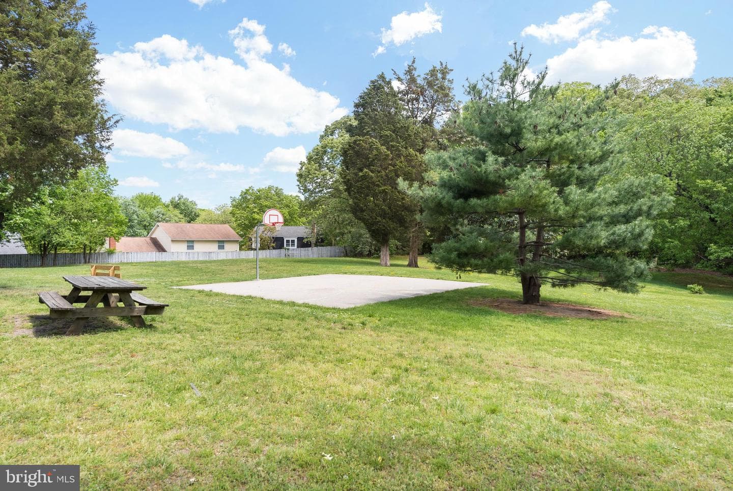 333 Brunswick Place photo 60