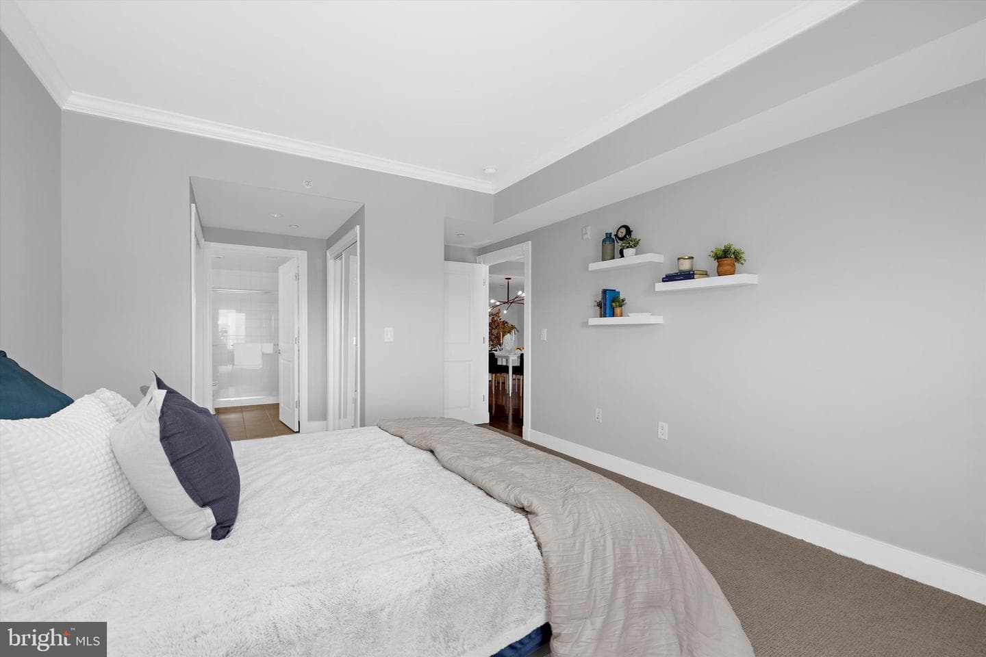5 Park Place #702 photo 26