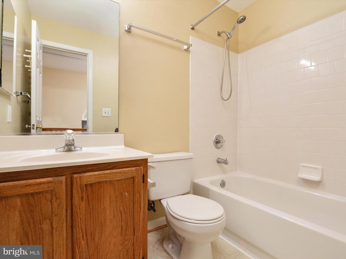 2402 Wentworth Drive photo 22