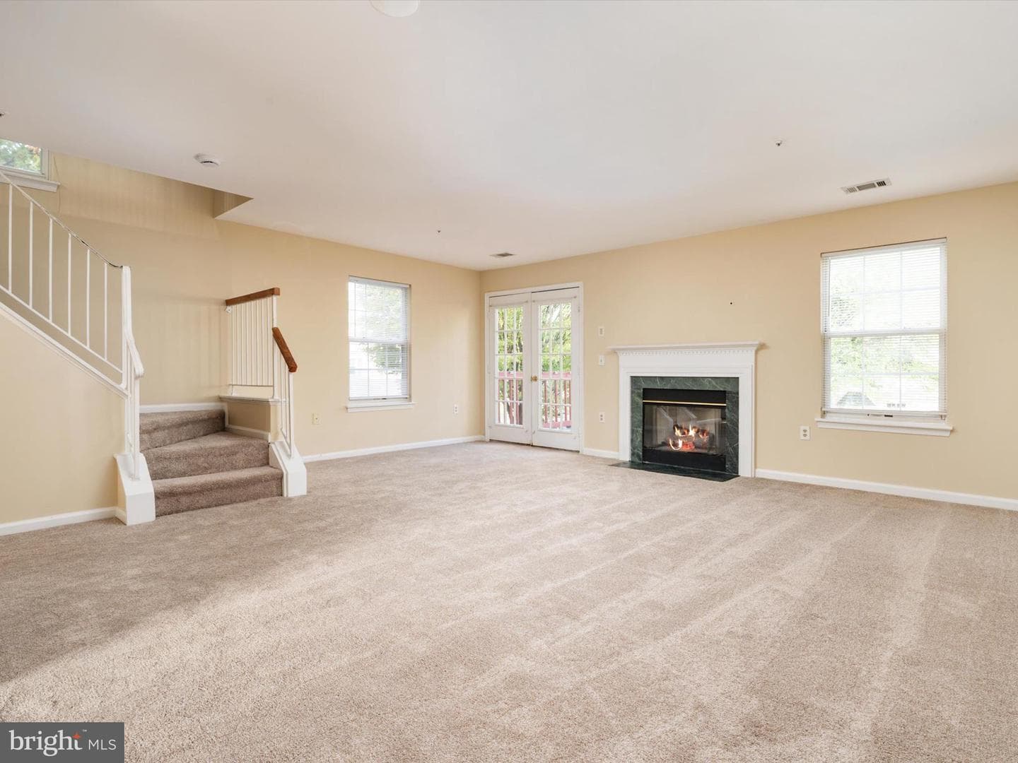 2402 Wentworth Drive photo 7
