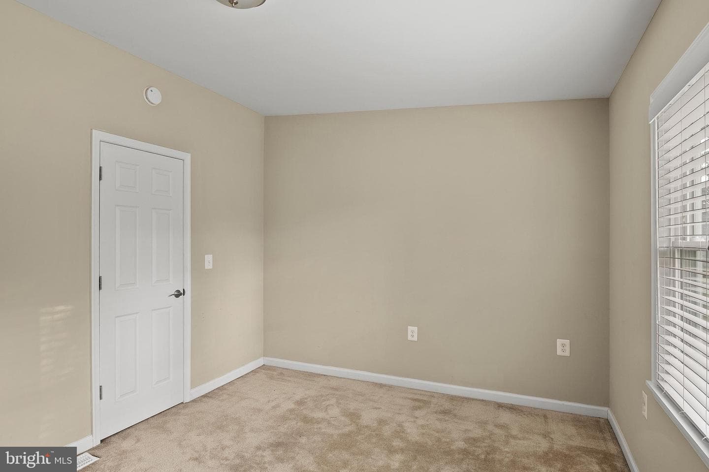 8318 Elvaton Road photo 15