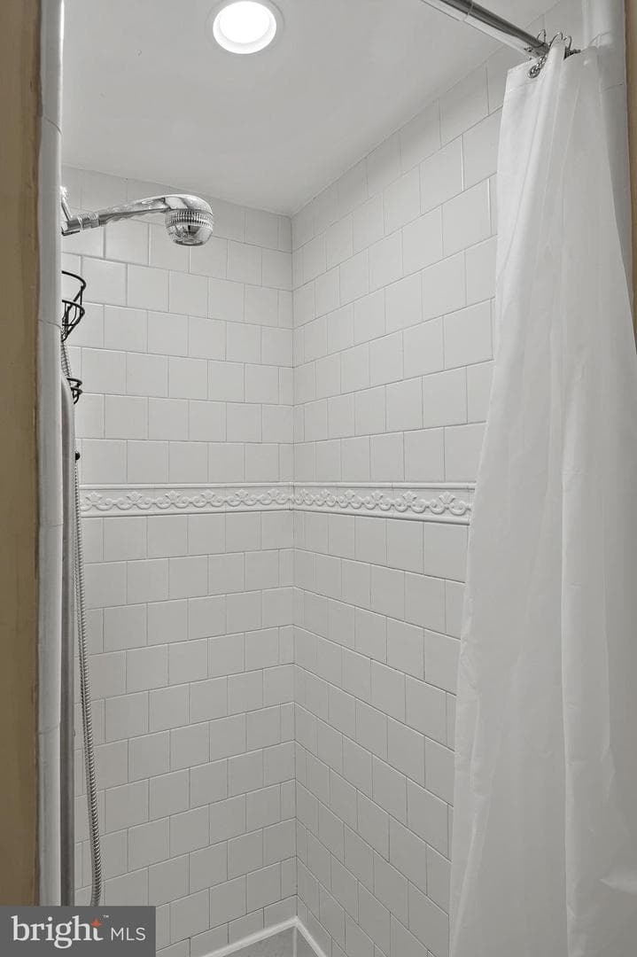 8318 Elvaton Road photo 7