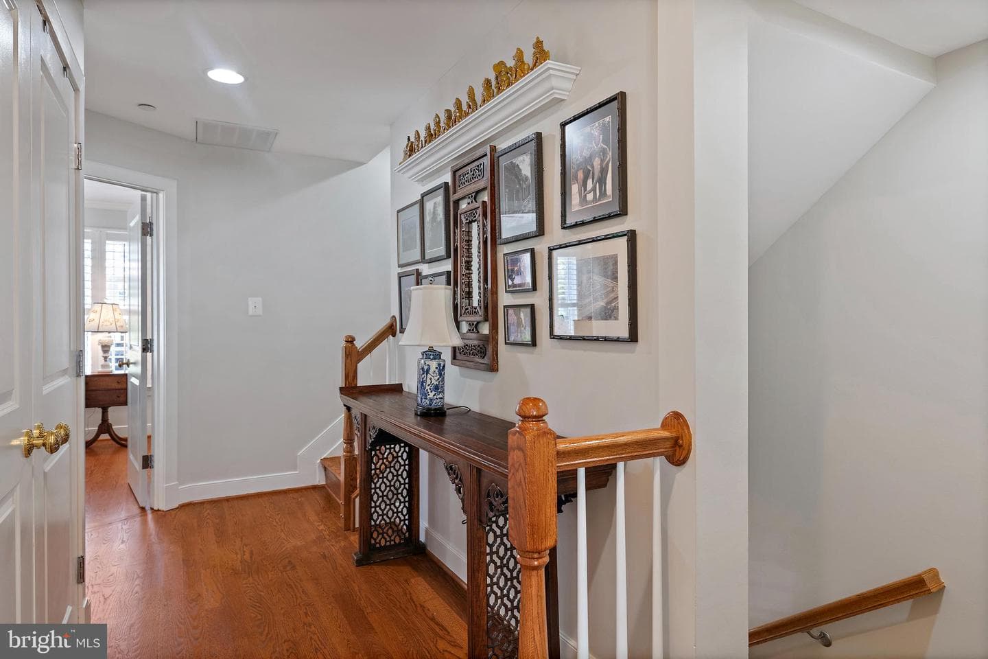 51 Richards Lane photo 29
