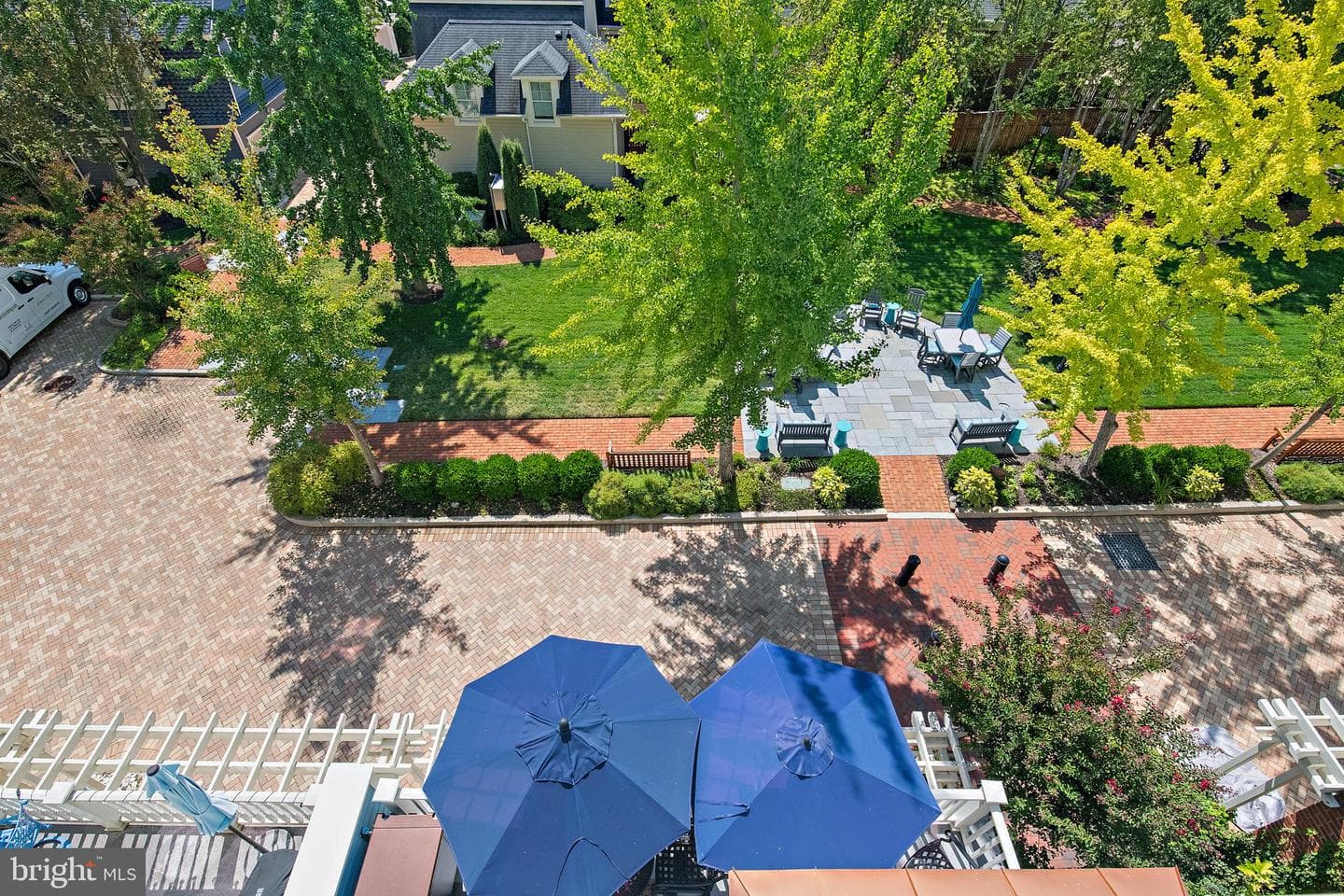 51 Richards Lane photo 38