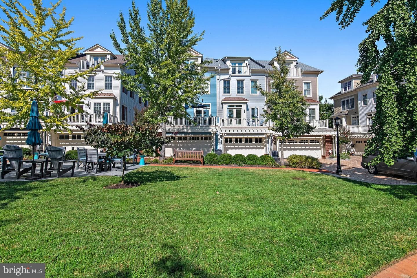 51 Richards Lane photo 49