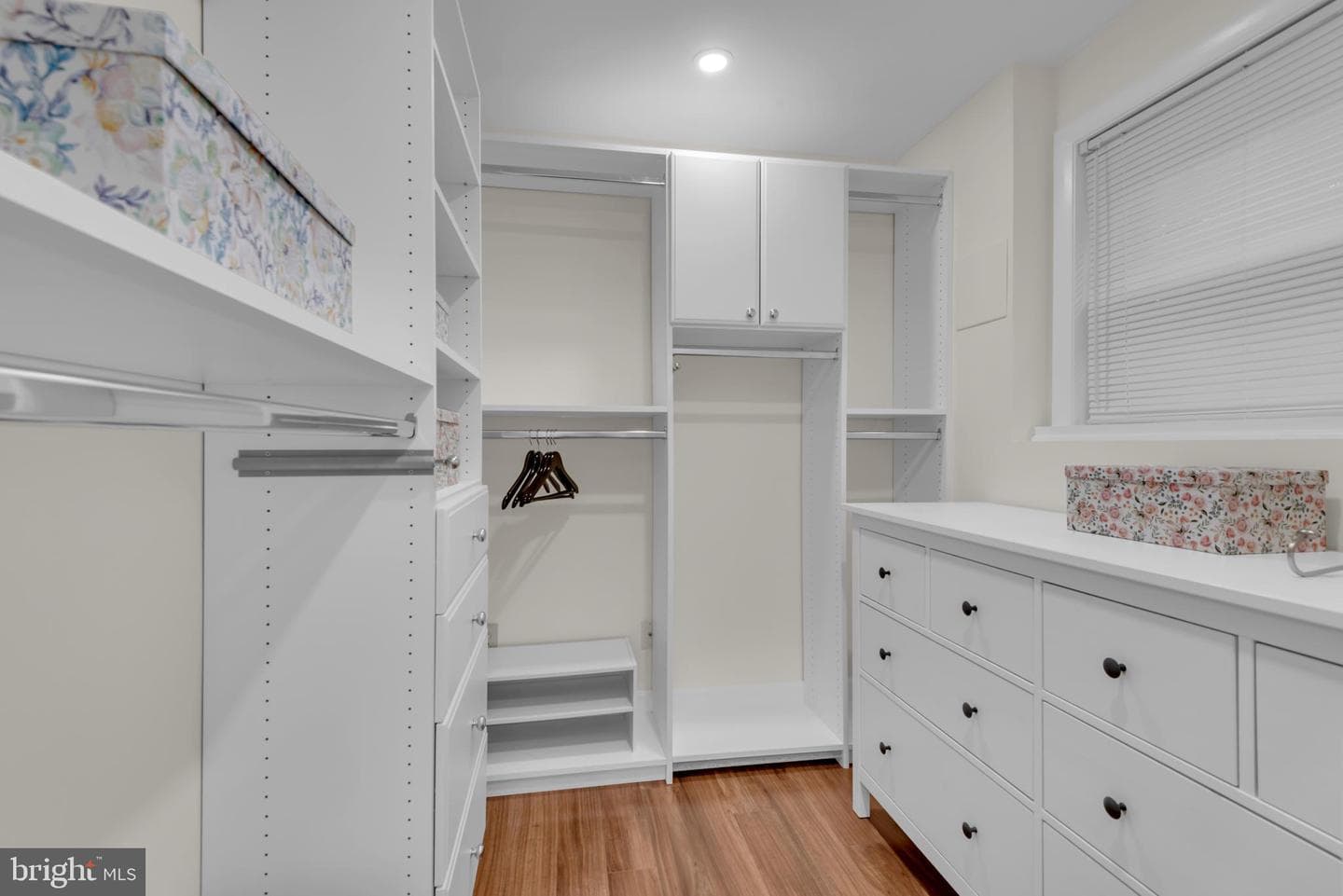 148 Cresston Road photo 29