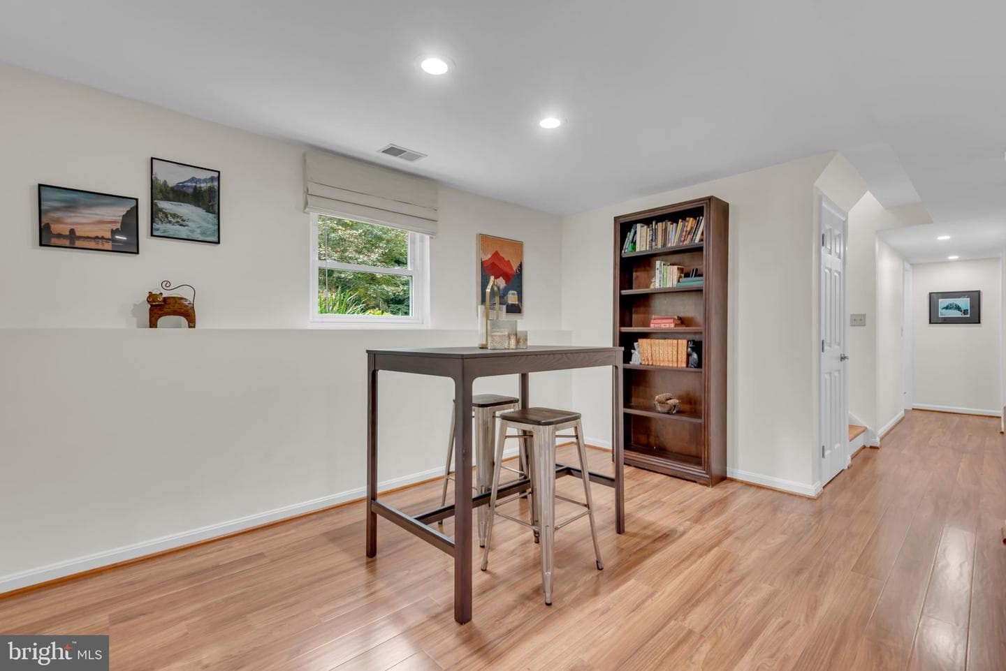148 Cresston Road photo 36