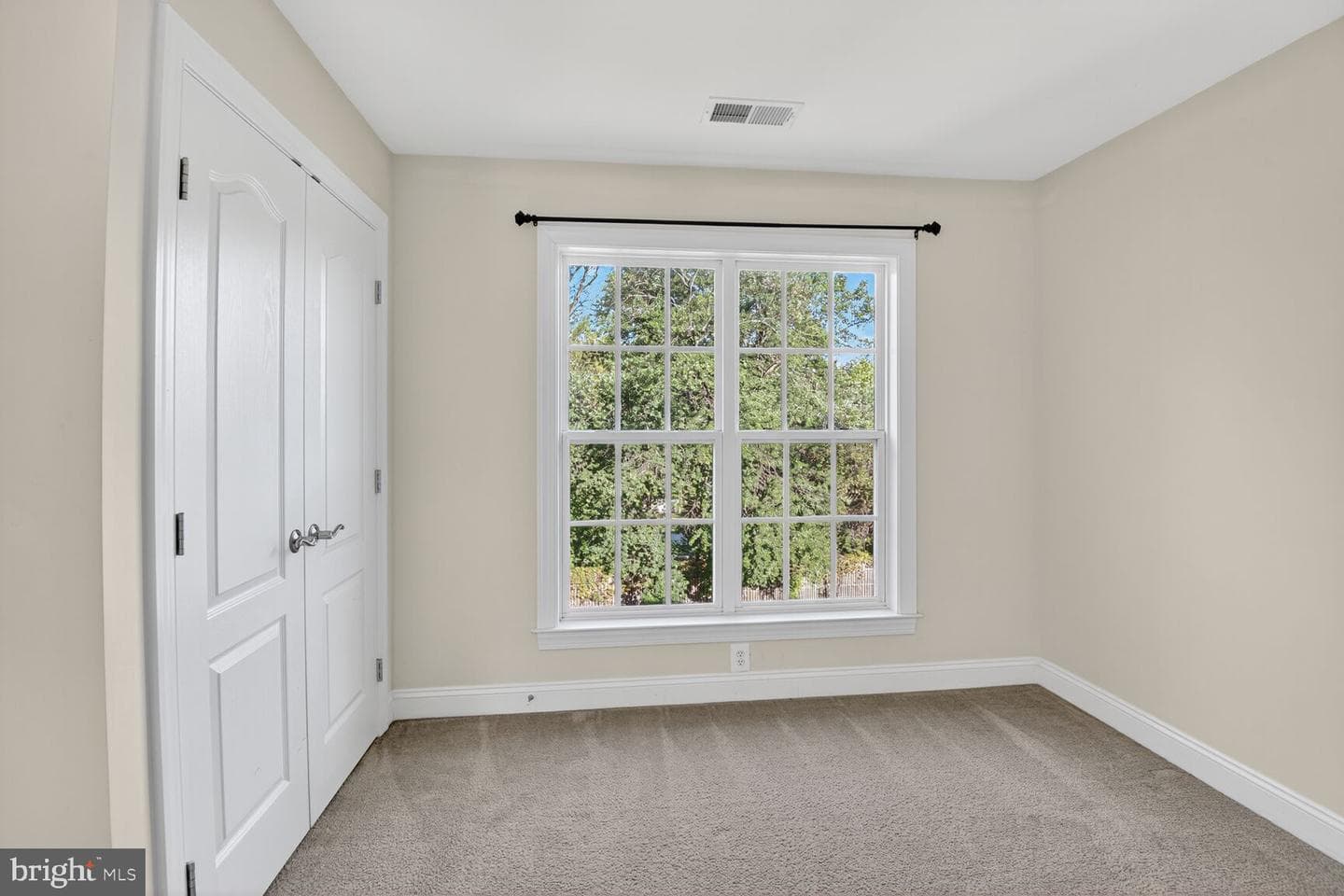 7809 Stanley Lane photo 25