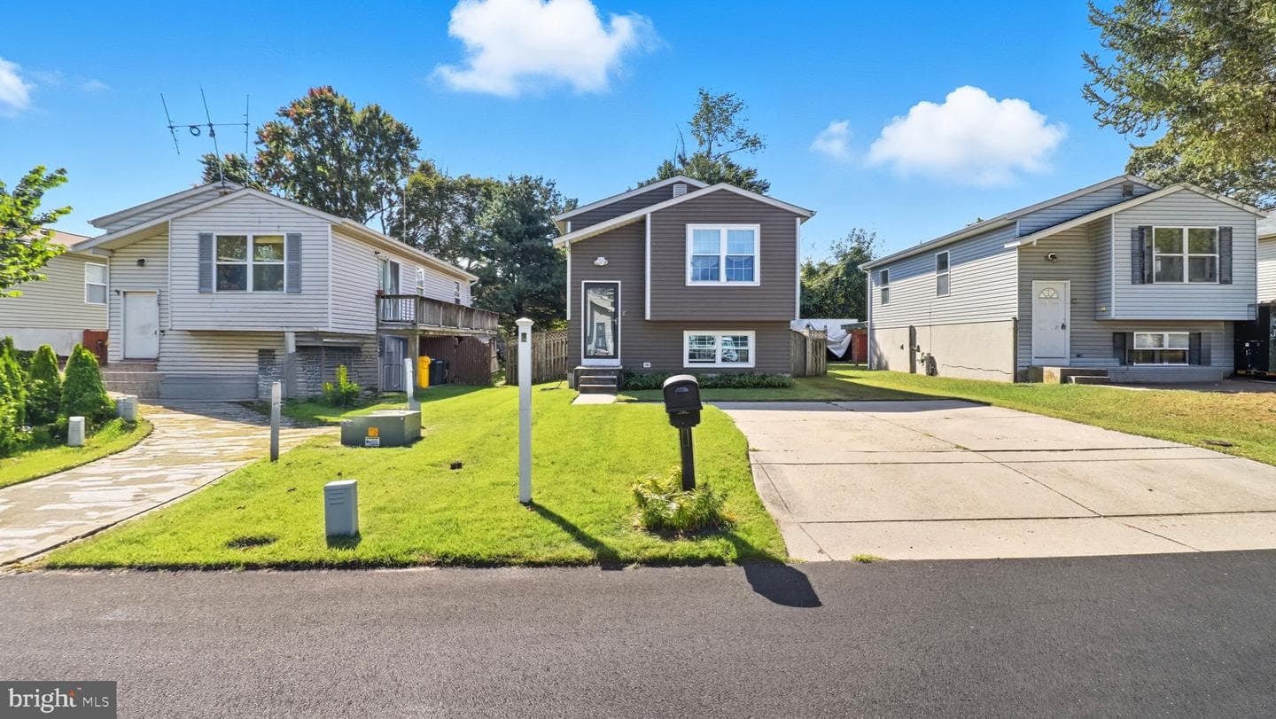 207 Lincoln Avenue photo 3