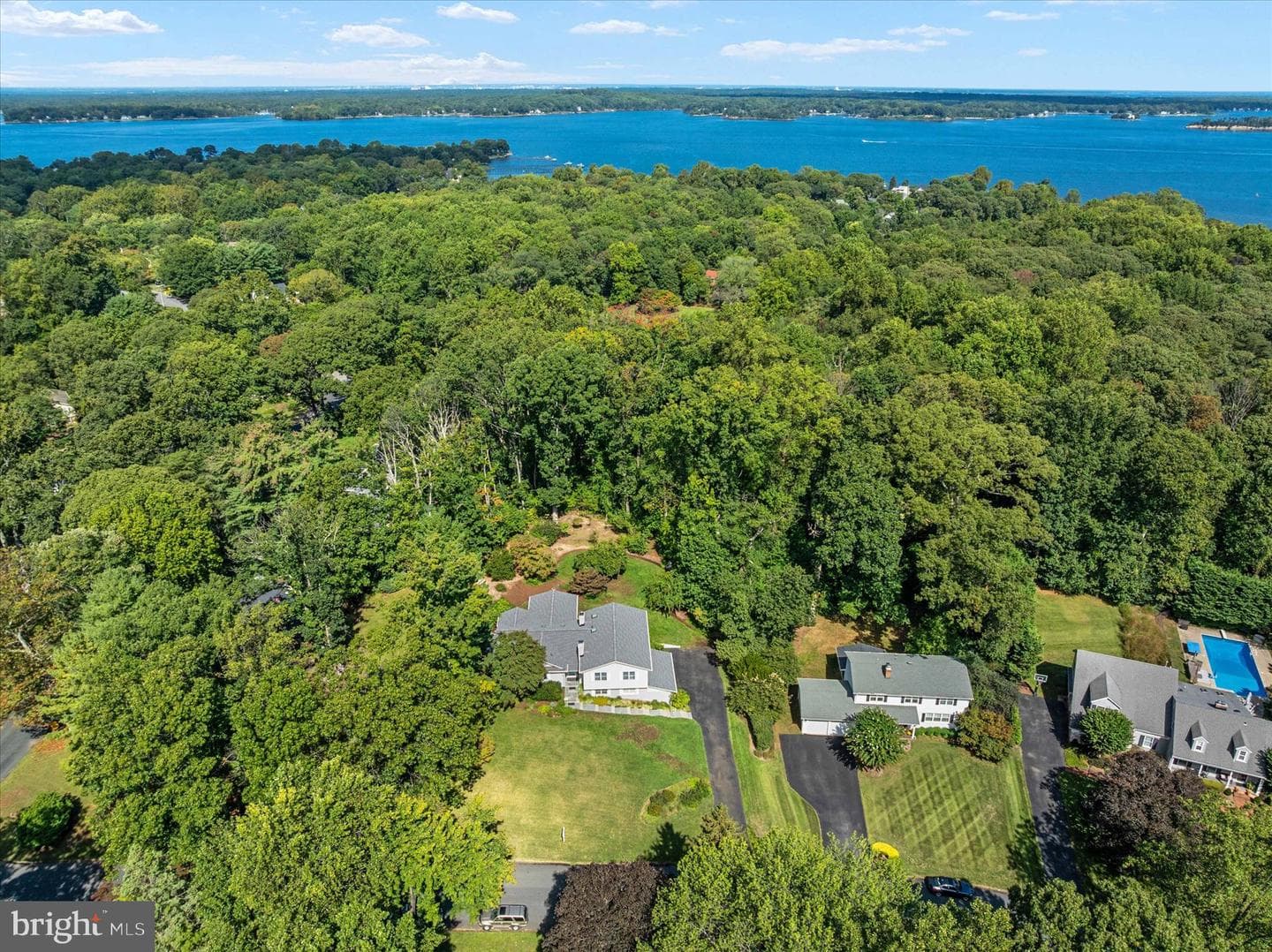 682 Carlisle Drive photo 60