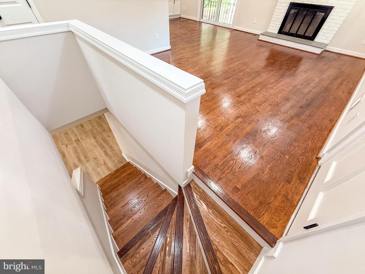 80 Beach Drive photo 35