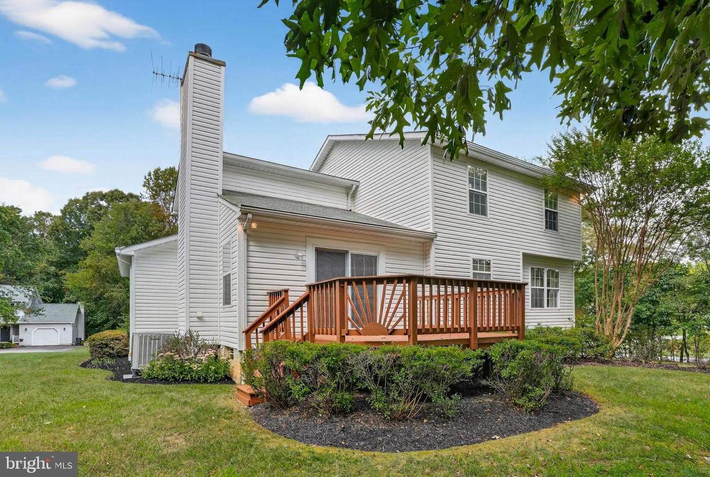 1749 Maple Avenue photo 39