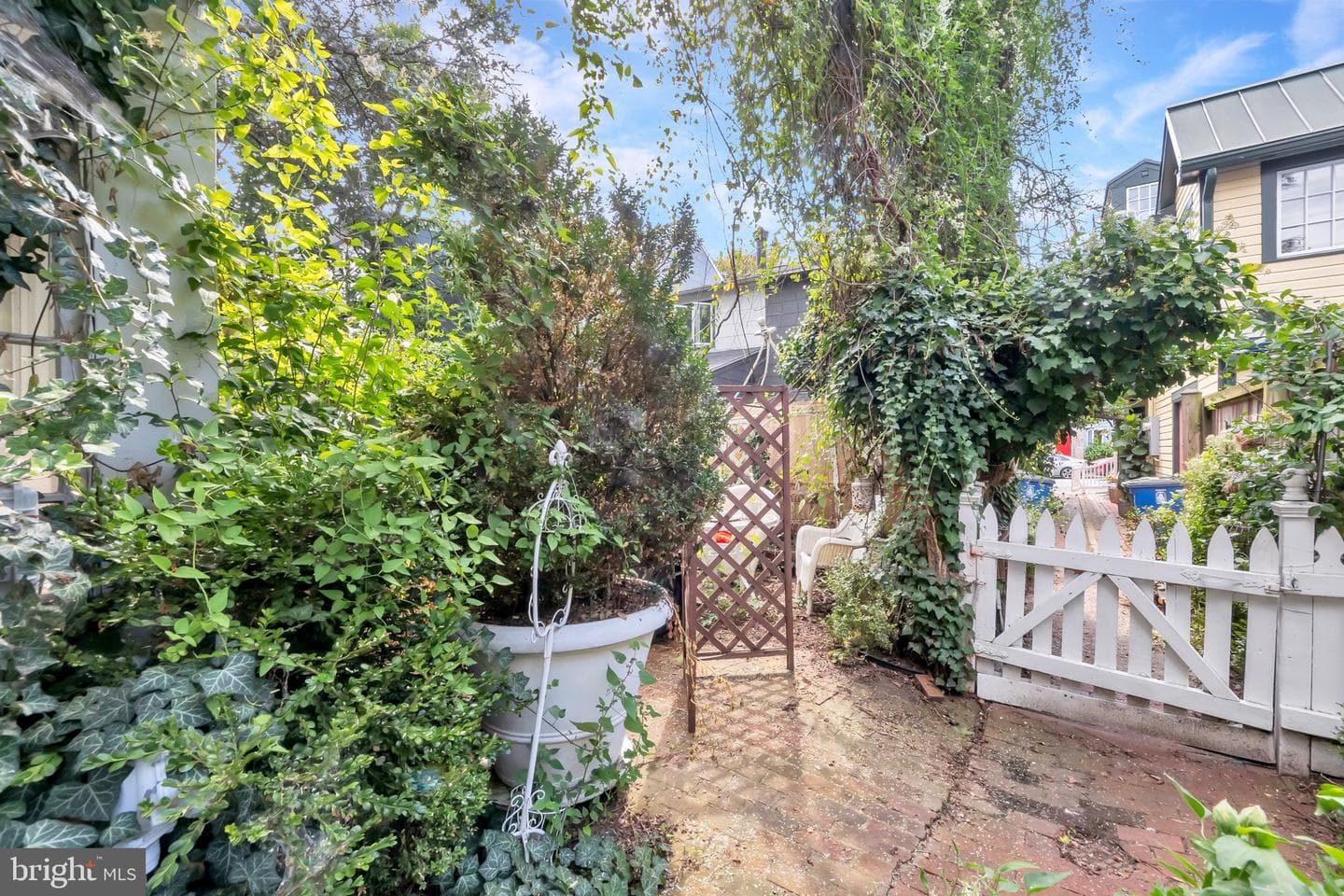 212 King George Street photo 37