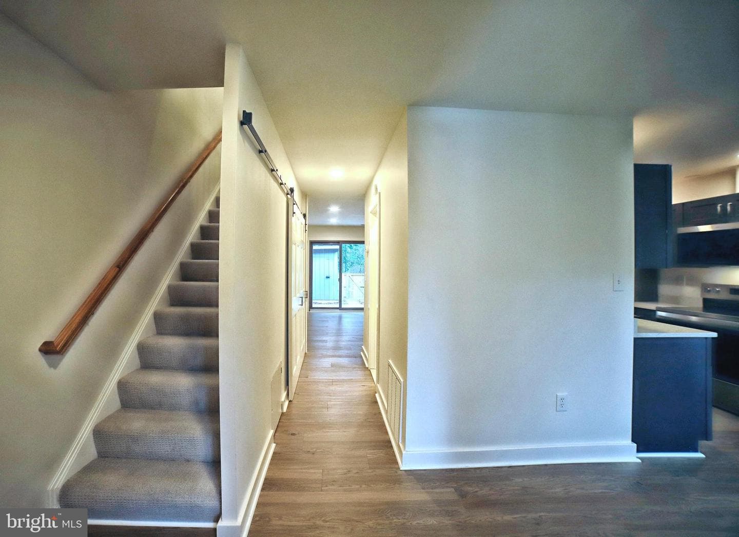 1021 Cedar Ridge Court photo 17