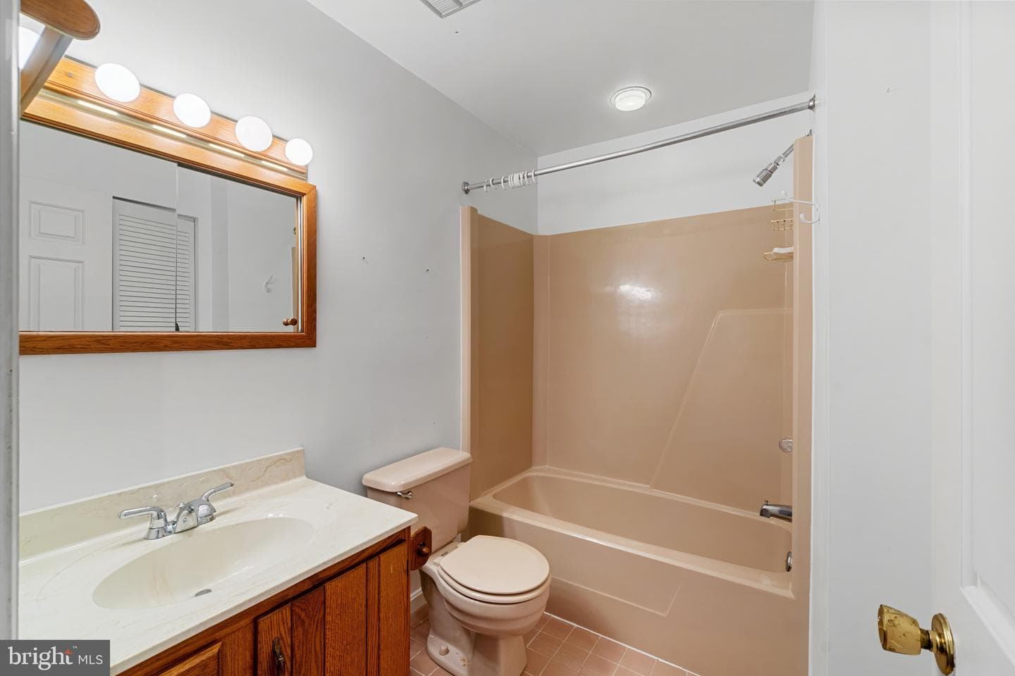 1136 Valentine Creek Drive photo 25