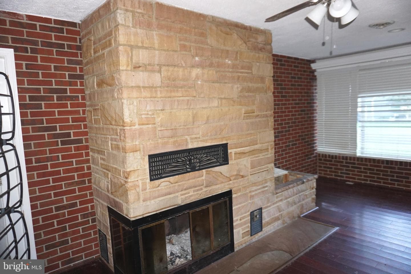7948 Oak Road photo 25