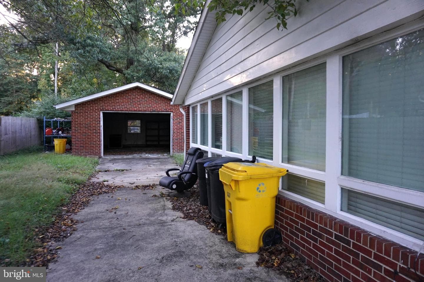 7948 Oak Road photo 29