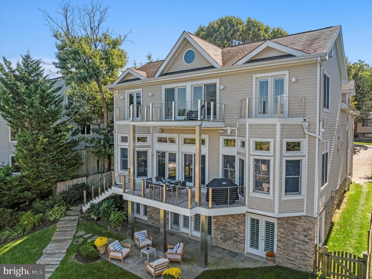 145 Spa Drive photo 22