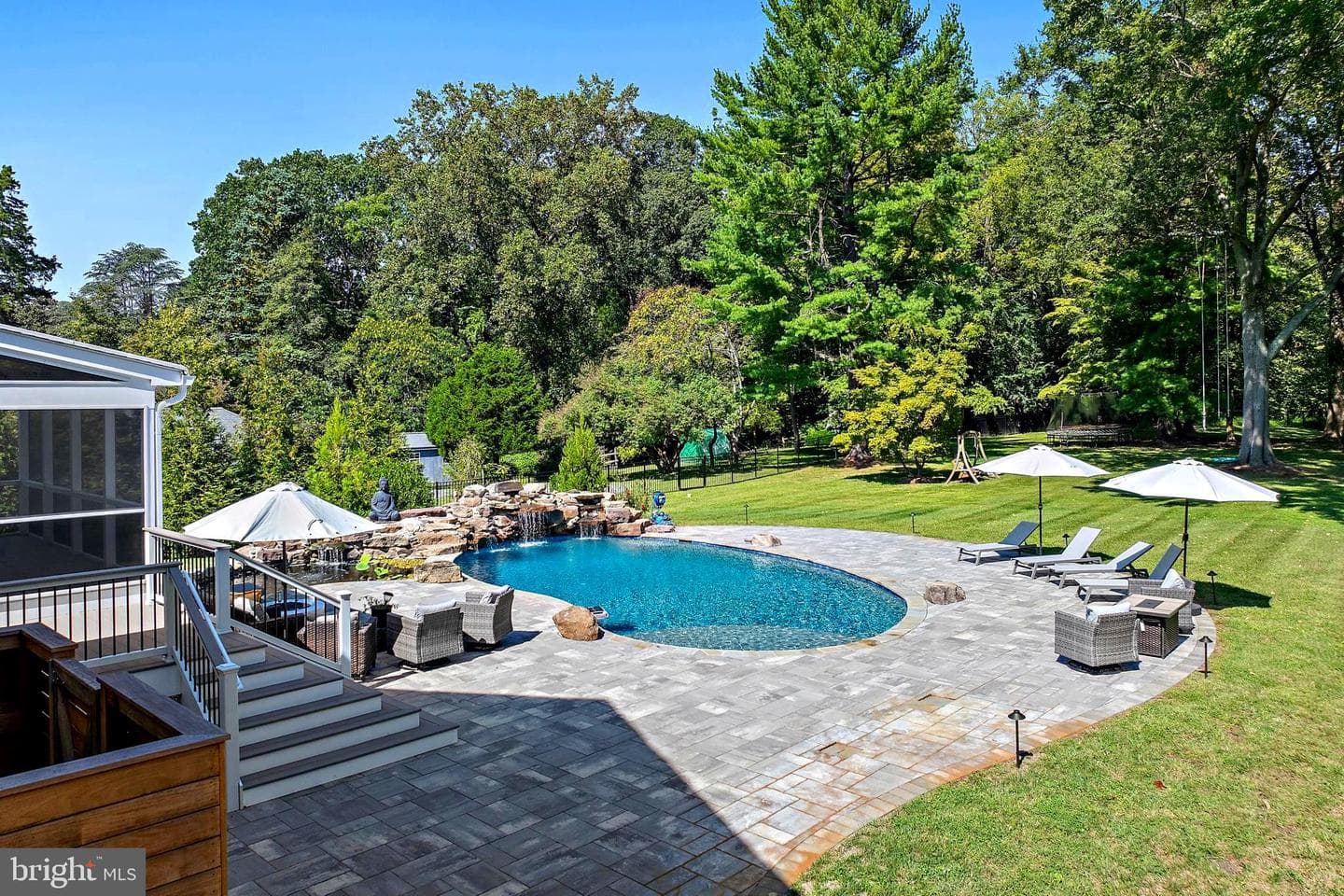 413 Joyce Lane W photo 69