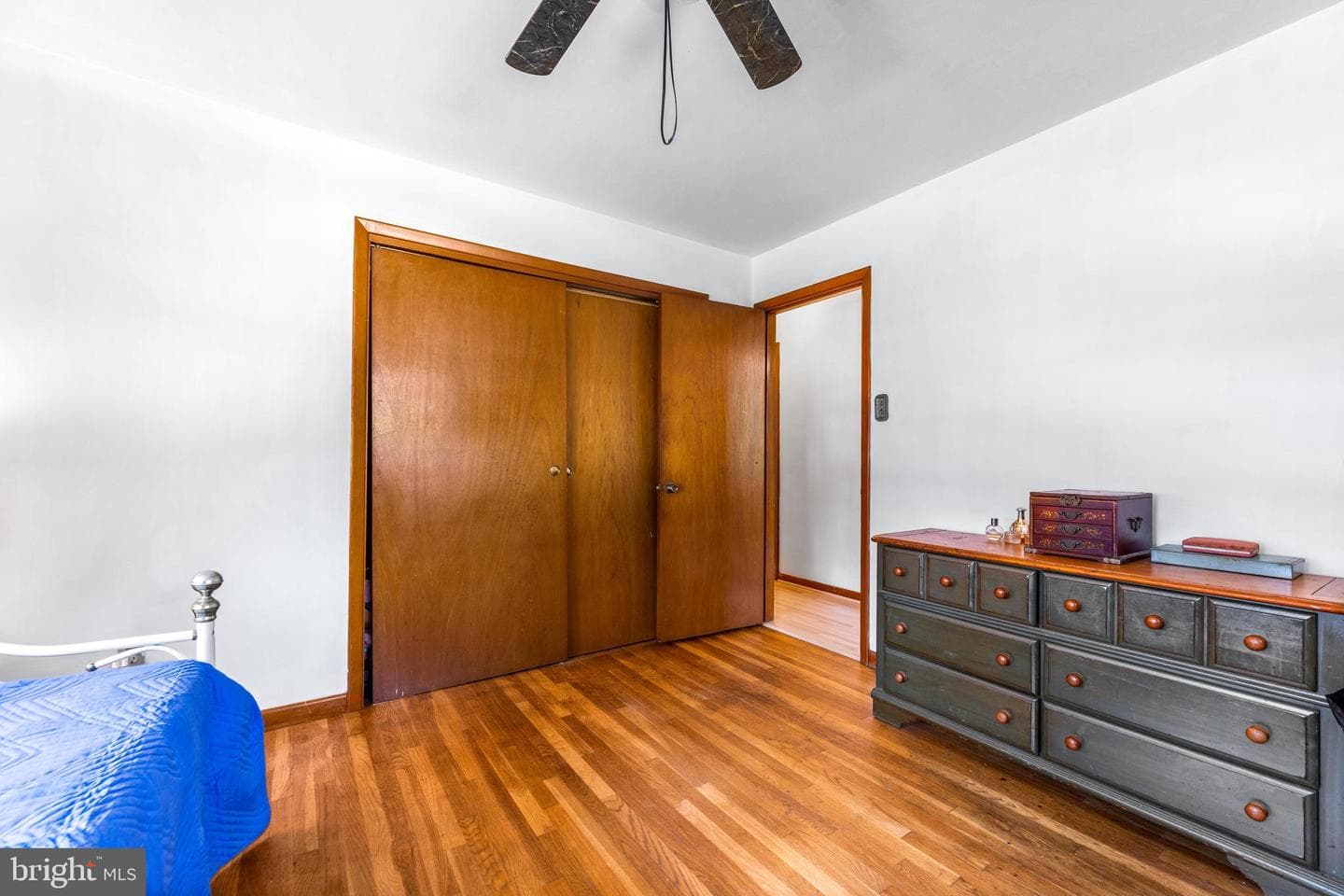 307 Norman Avenue photo 15