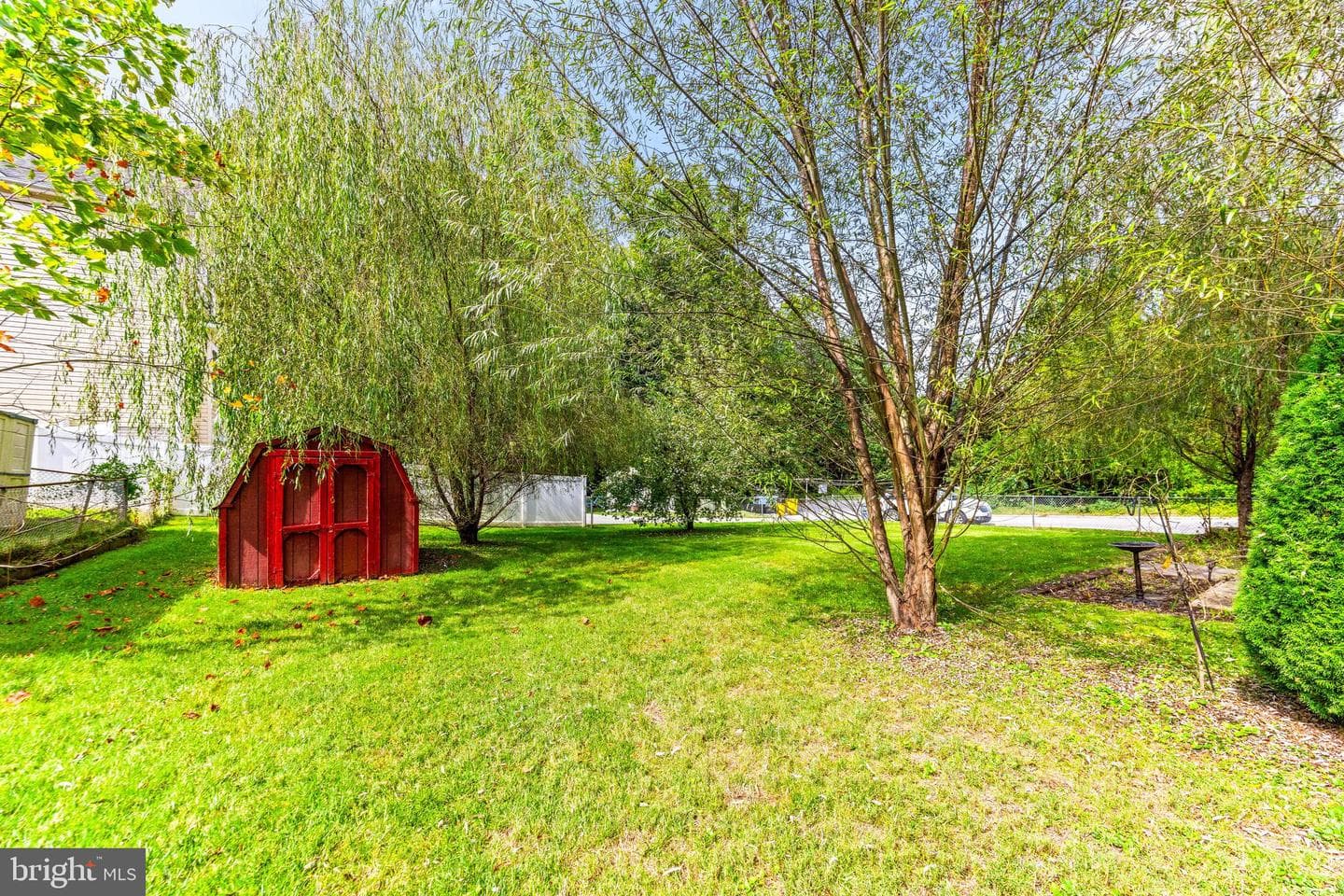 307 Norman Avenue photo 35