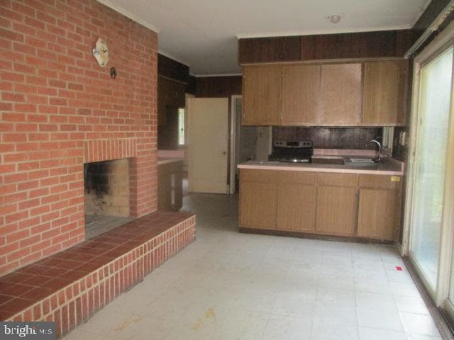 771 Queenstown Road photo 8