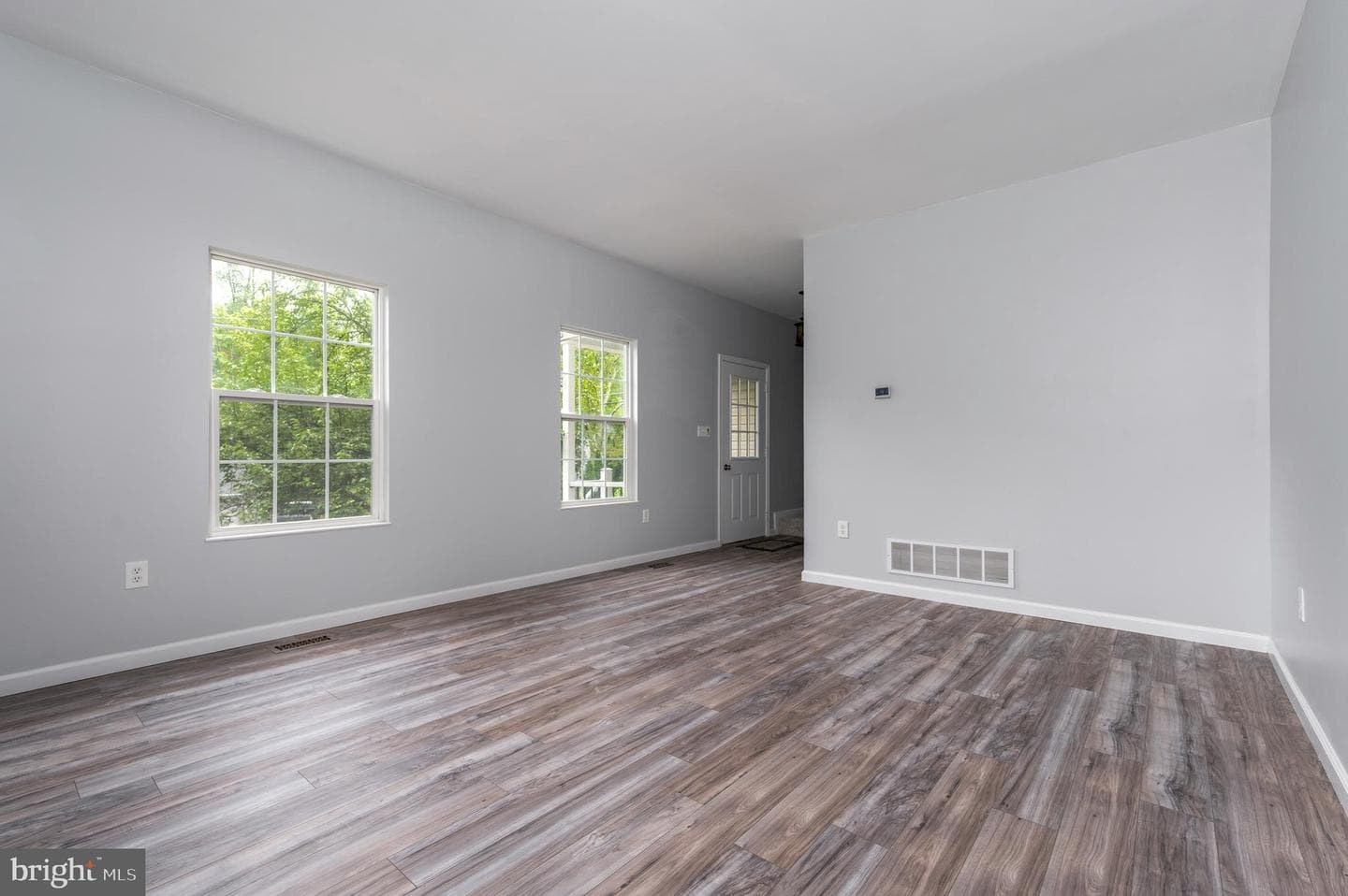 701 Sonne Drive photo 5