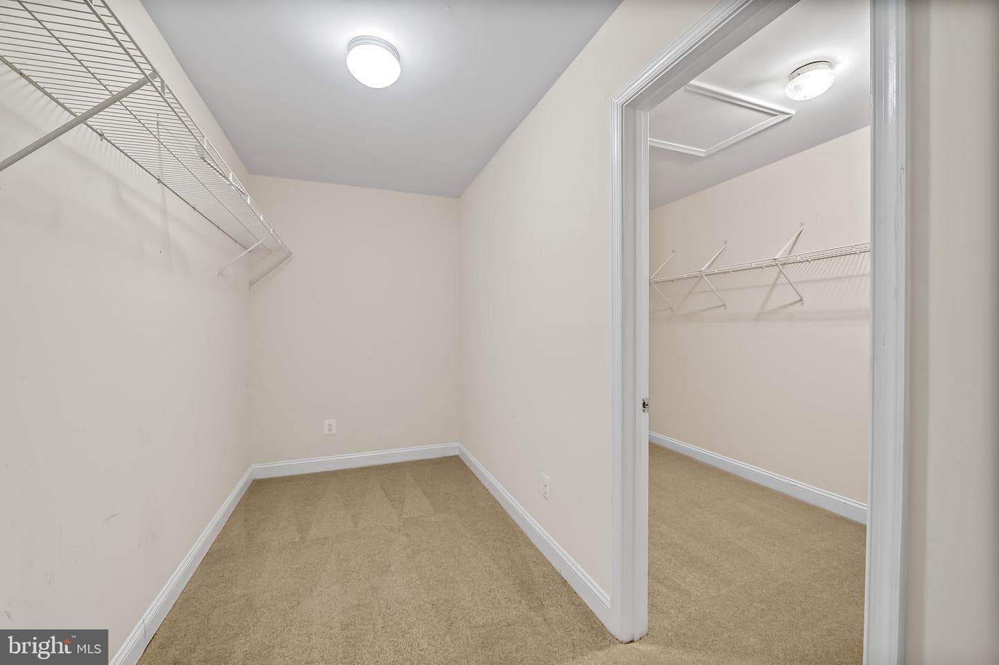 772 Ballast Way photo 32