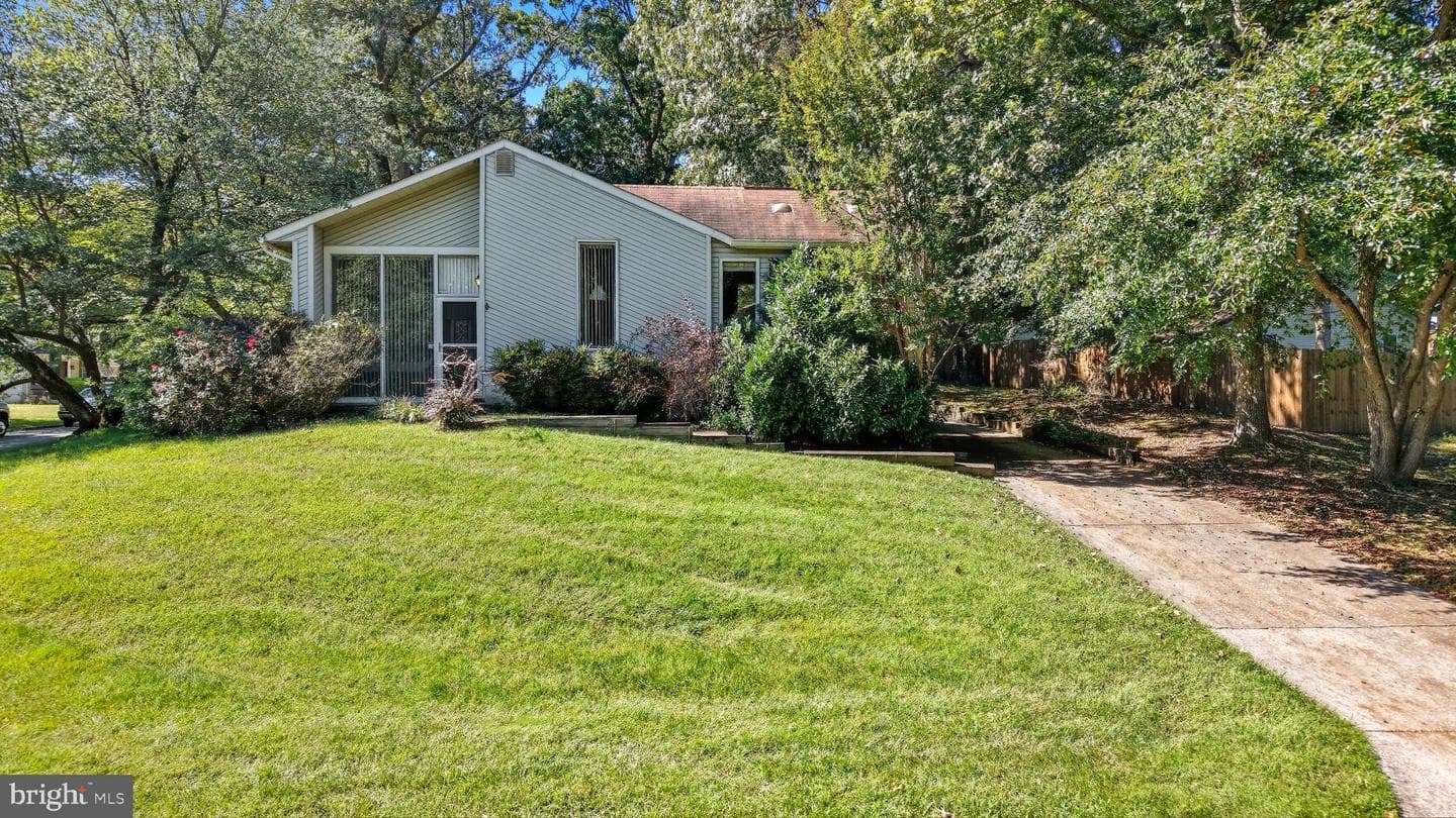 26 Tennessee Avenue photo 3