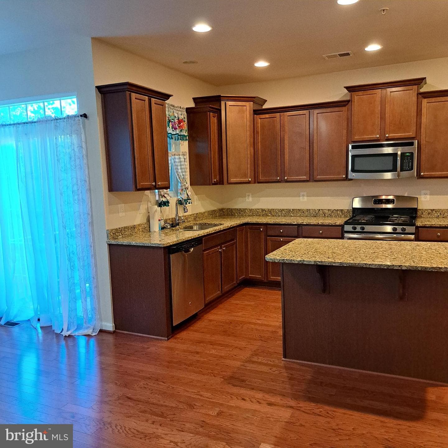 504 Walters Place photo 15