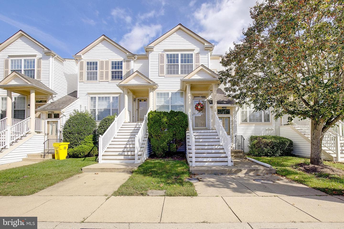1700 Fallowfield Court photo 3