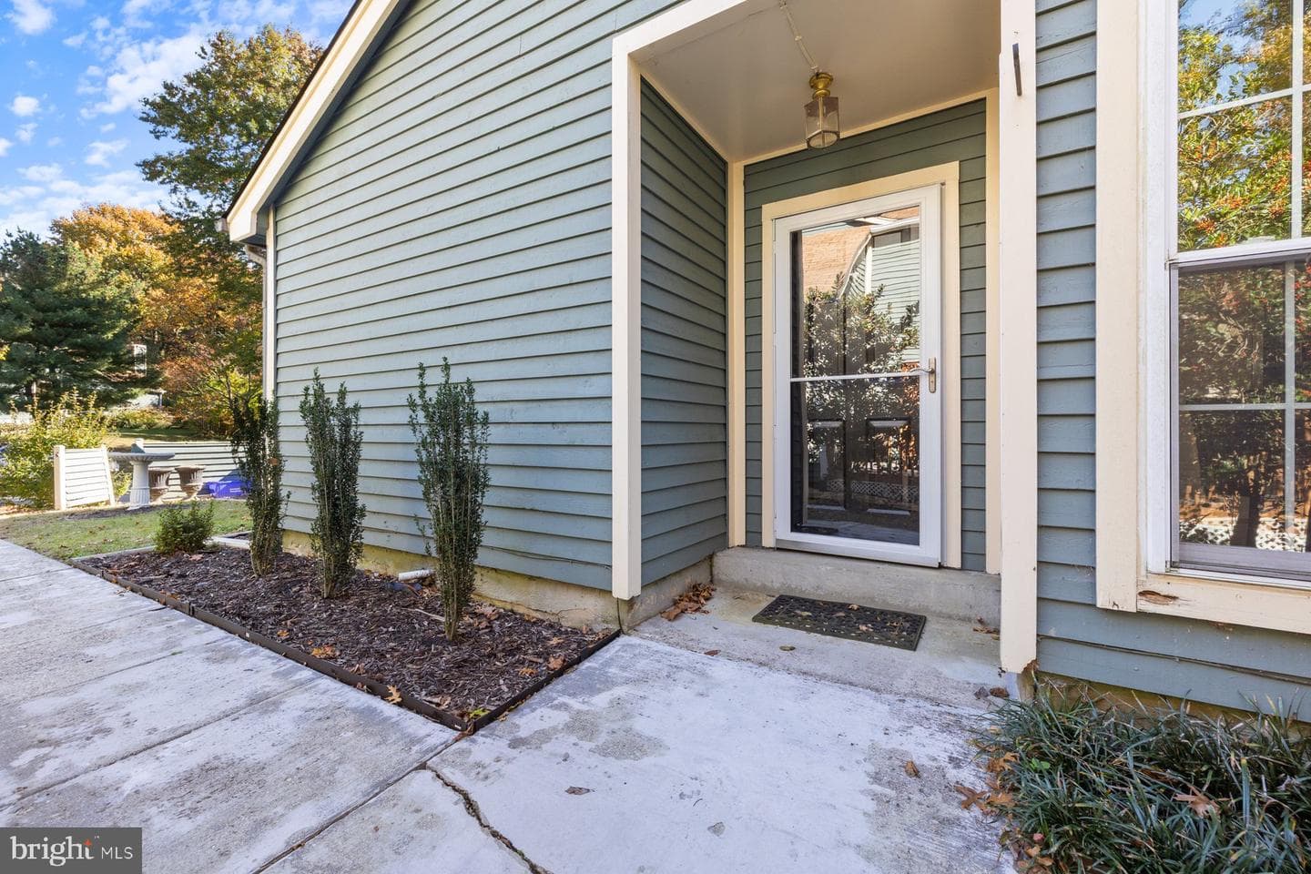 960 Yachtsman Way photo 2