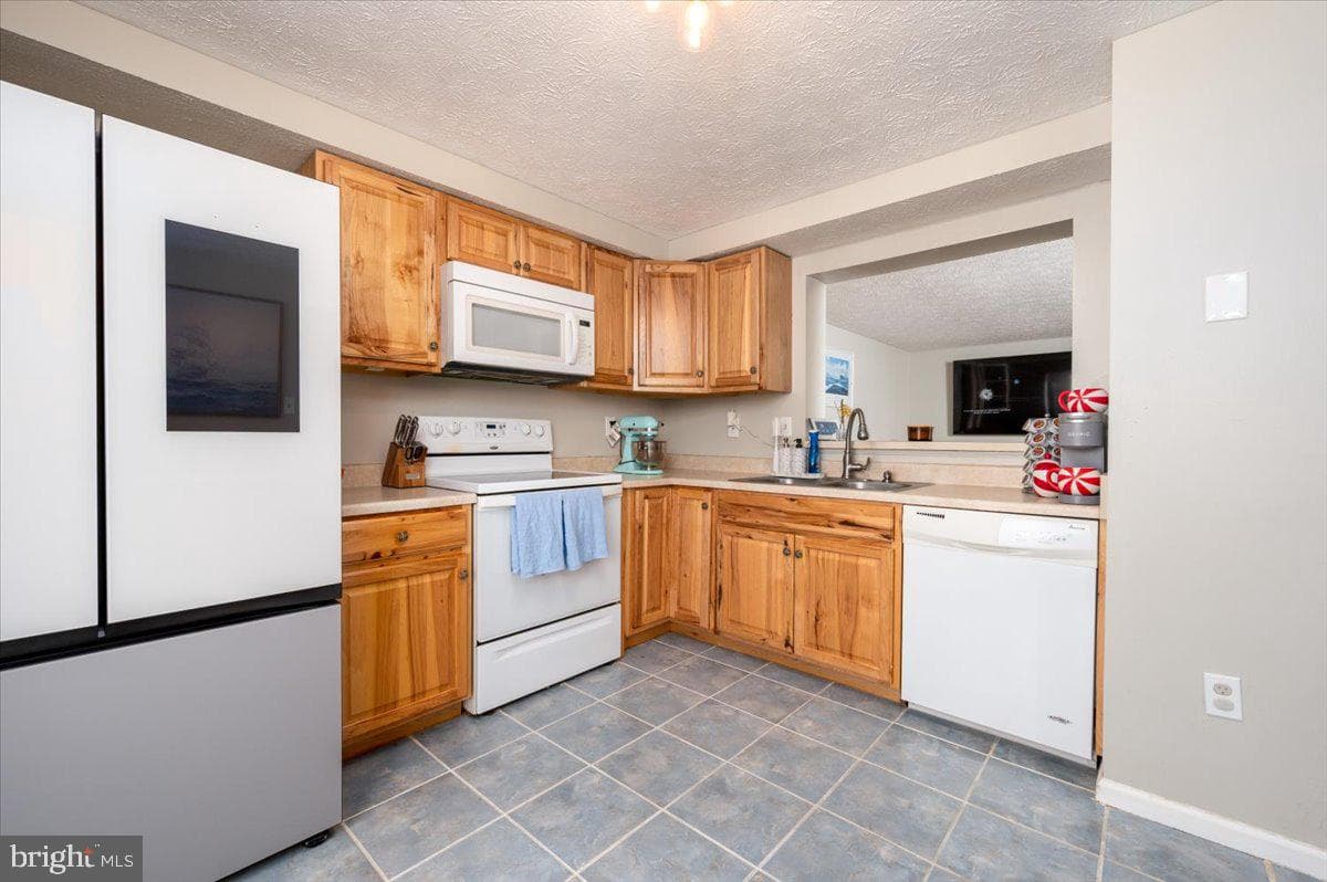 2510 Log Mill Court photo 7