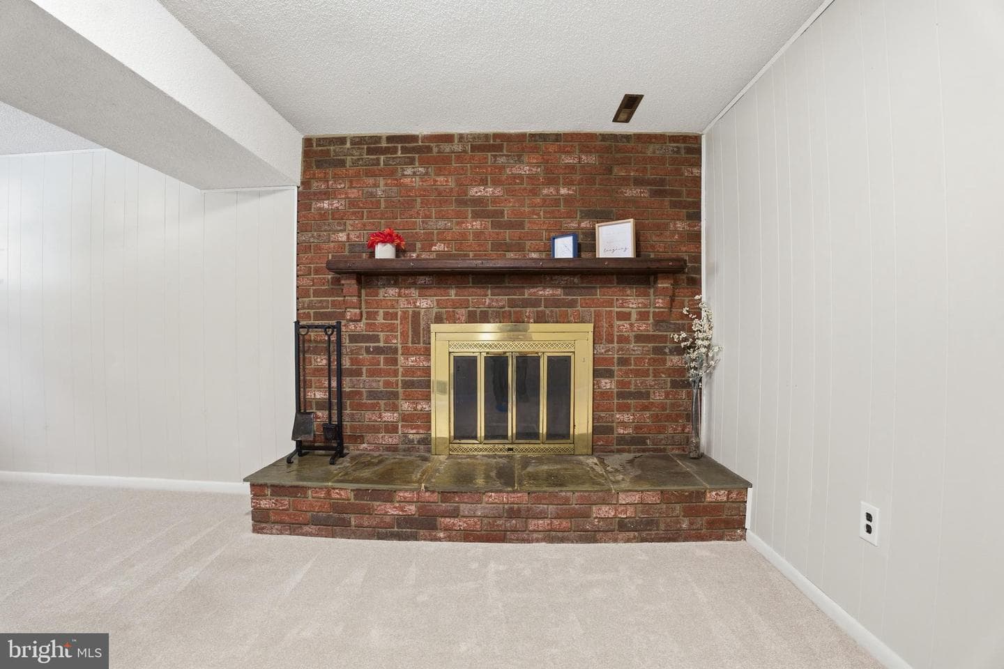 8224 Bernard Drive N photo 33