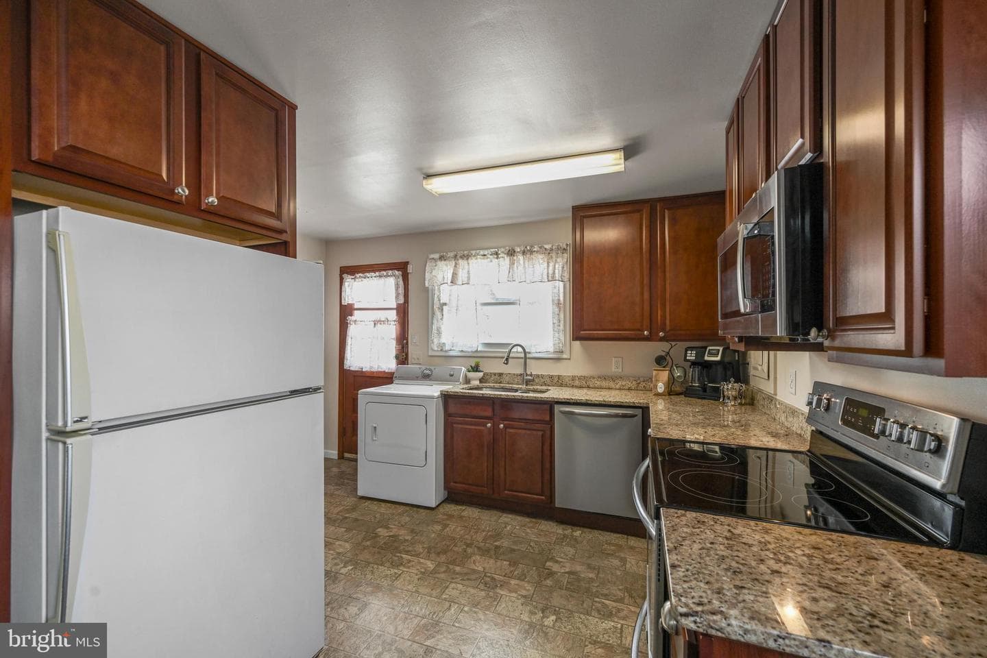1027 Upton Road photo 18