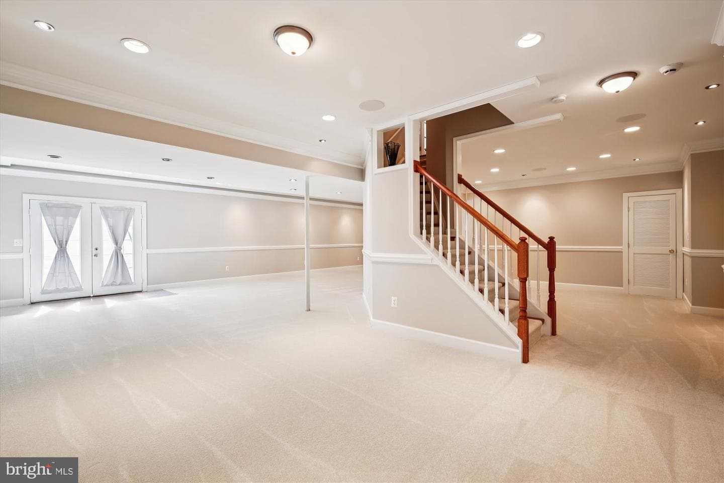 1405 Colonial Manor Court photo 33
