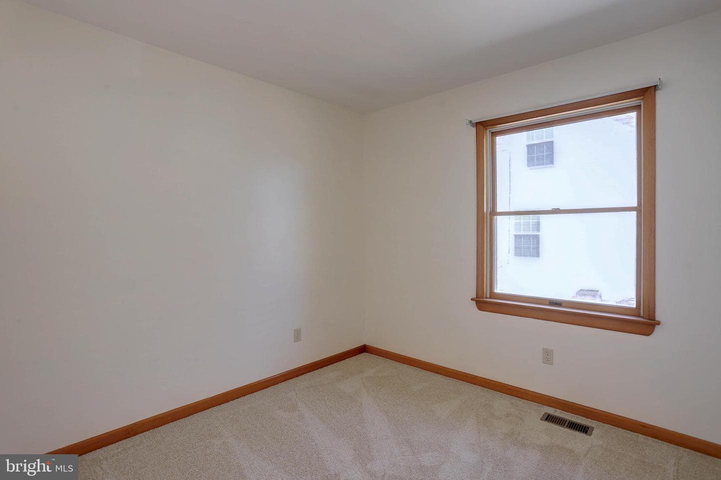 207 Greenland Beach Road photo 19