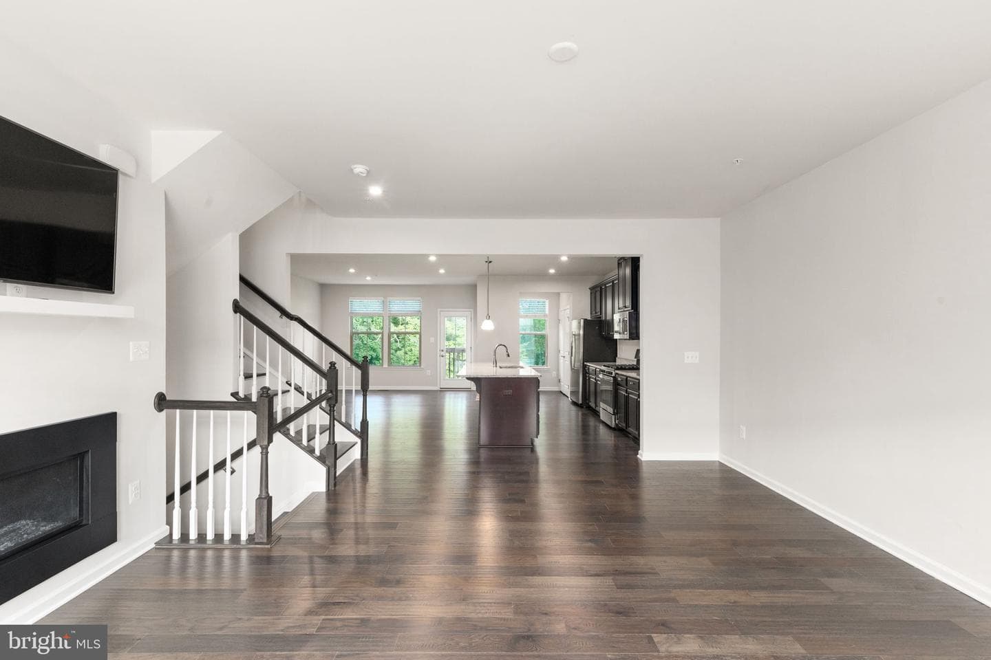 8333 Kippis Road photo 6