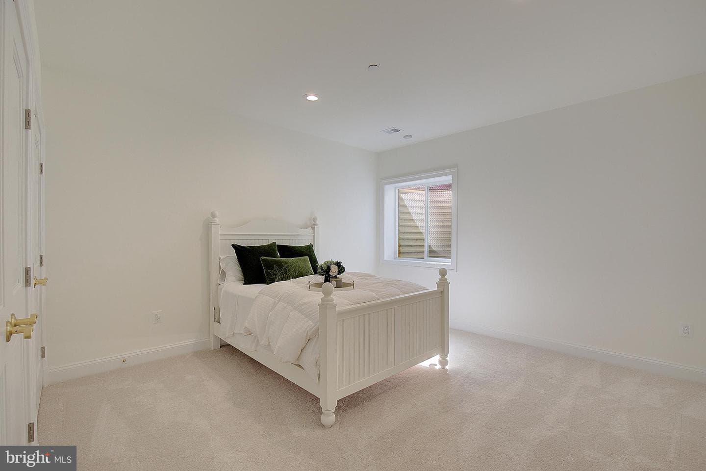 914 Sorrento Court photo 44